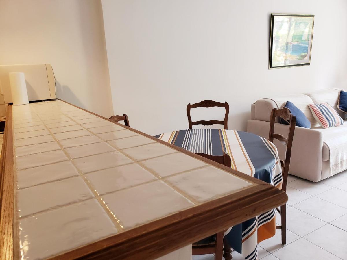 Appartement Au Coeur De Cassis Avec Jardin ภายนอก รูปภาพ