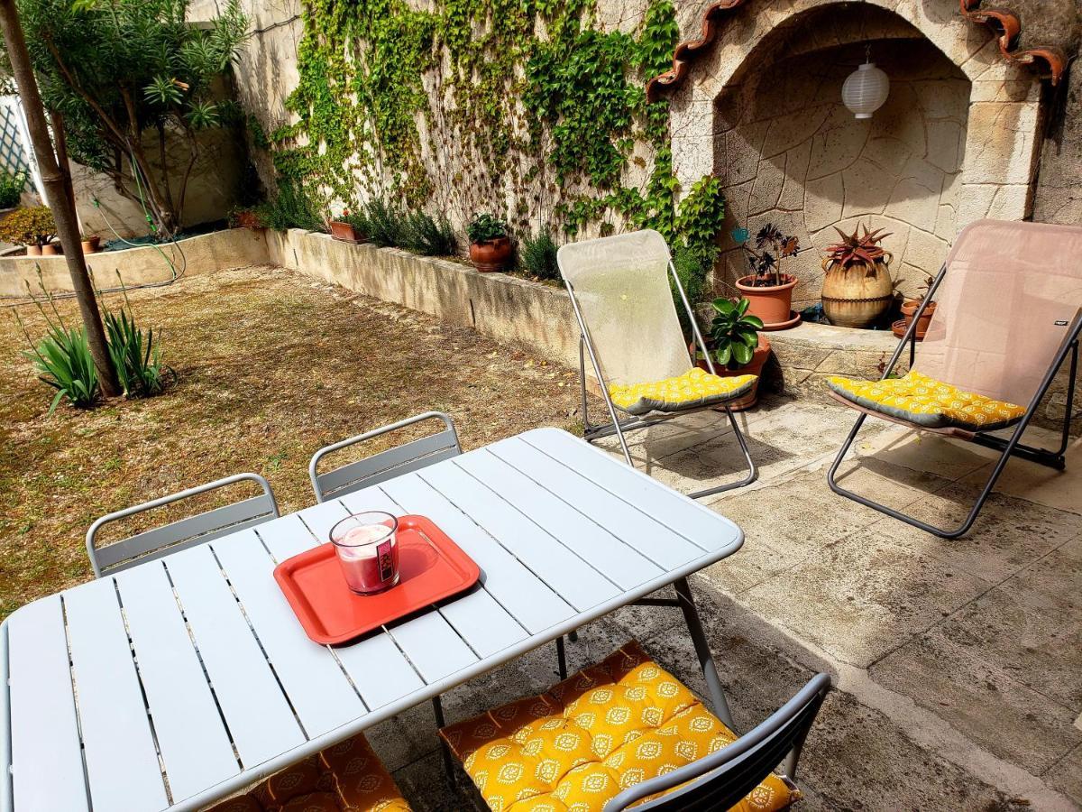 Appartement Au Coeur De Cassis Avec Jardin ภายนอก รูปภาพ